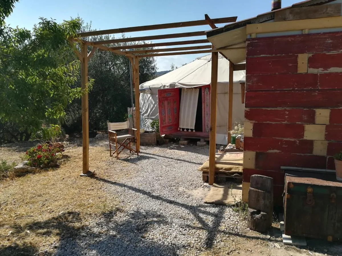 Cucunci Rural Glamping Yurta & Bivacco Noto